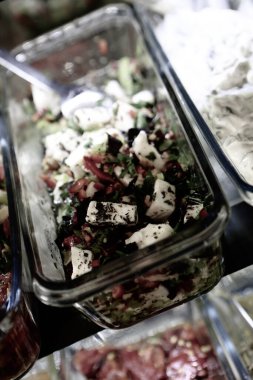 Geleneksel Türk ve Yunan yemek meze masası