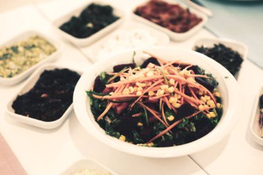 Geleneksel Türk ve Yunan yemek meze masası