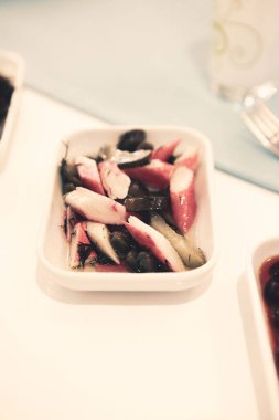 Geleneksel Türk ve Yunan yemek meze masası