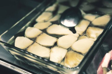 Geleneksel Türk ve Yunan yemek meze masası