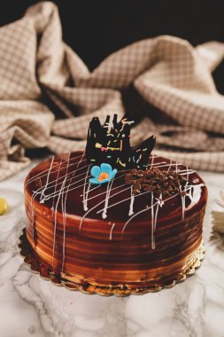 Masada lezzetli bir pasta var.