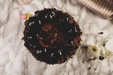 Masada lezzetli bir pasta var.