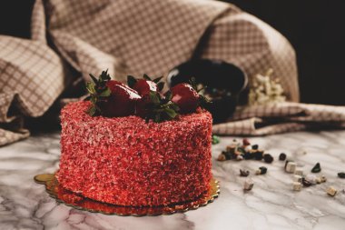 Masada lezzetli bir pasta var.