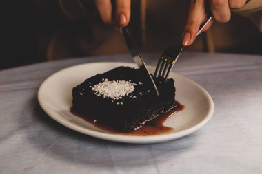 Masada lezzetli bir pasta var.