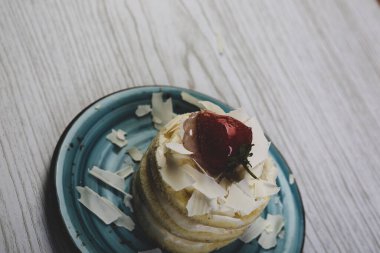 Masada lezzetli bir pasta var.