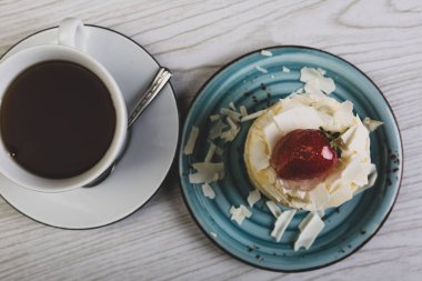 Masada lezzetli bir pasta var.