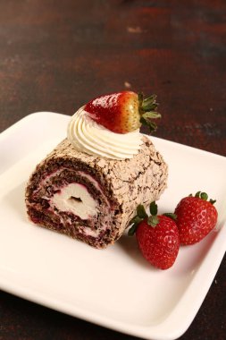 Masada lezzetli bir pasta var.