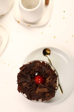 Masada lezzetli bir pasta var.