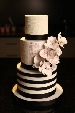 Masada lezzetli bir pasta var.