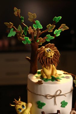 Masada lezzetli bir pasta var.