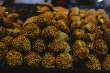 Masada lezzetli bir pasta var.