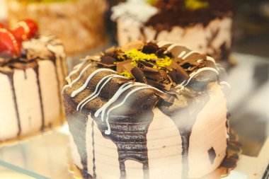 Masada lezzetli bir pasta var.