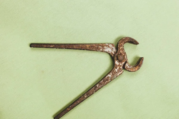 Old Well Used Pair Rusty Nippers — Stockfoto