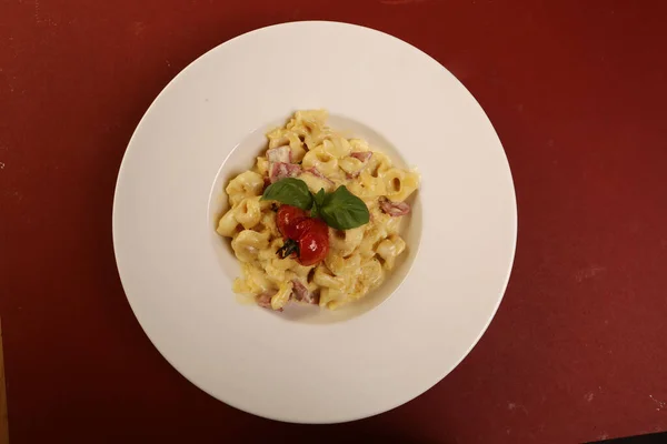 Gustosa Appetitosa Pasta Classica Italiana Con Delizioso Sugo — Foto Stock