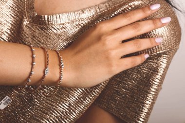 Elmas Mücevherler ve Moda Mücevherleri