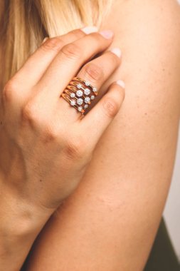 Elmas Mücevherler ve Moda Mücevherleri