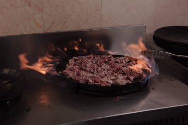 Meat Saute Turkish Et sote with Hair Pie Meat - Sac Tava - Sac Kavurma