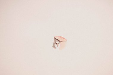 Elmas Mücevherler ve Moda Mücevherleri