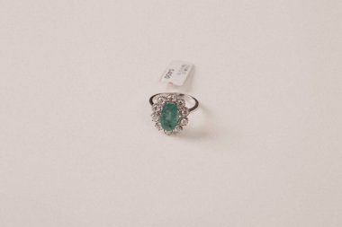 Elmas Mücevherler ve Moda Mücevherleri