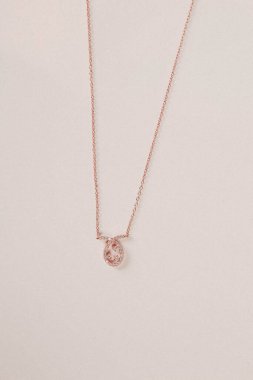 Elmas Mücevherler ve Moda Mücevherleri