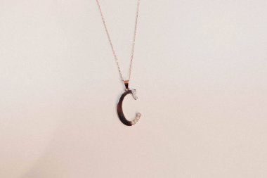 Elmas Mücevherler ve Moda Mücevherleri