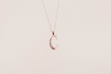 Elmas Mücevherler ve Moda Mücevherleri