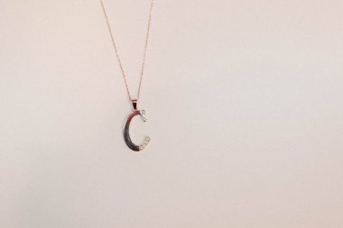 Elmas Mücevherler ve Moda Mücevherleri