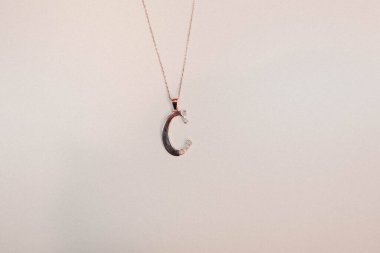 Elmas Mücevherler ve Moda Mücevherleri