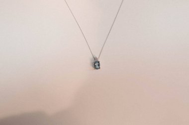 Elmas Mücevherler ve Moda Mücevherleri