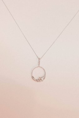 Elmas Mücevherler ve Moda Mücevherleri