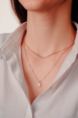 Elmas Mücevherler ve Moda Mücevherleri