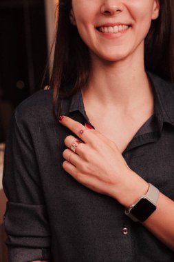 Elmas Mücevherler ve Moda Mücevherleri