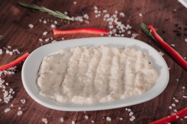 Geleneksel Türk ve Yunan yemek meze masası