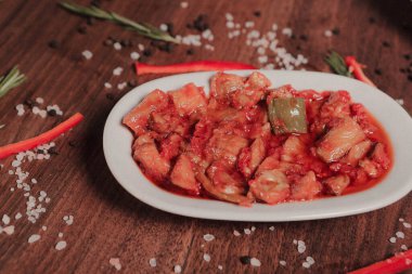 Geleneksel Türk ve Yunan yemek meze masası