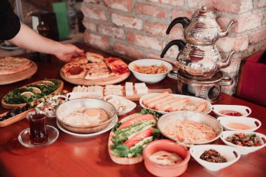 zengin ve leziz Türk Kahvaltı
