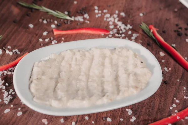 Geleneksel Türk ve Yunan yemek meze masası