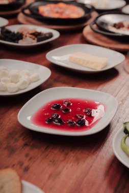 zengin ve leziz Türk Kahvaltı