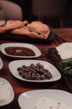 zengin ve leziz Türk Kahvaltı