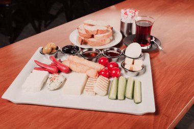 zengin ve leziz Türk Kahvaltı