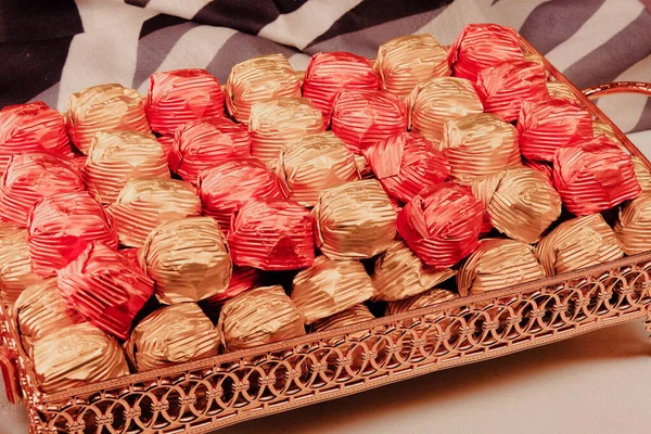 bir sürü değişik çikolatalı pralin