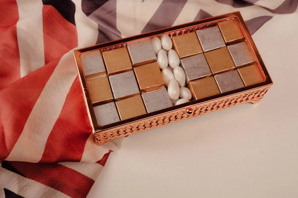 bir sürü değişik çikolatalı pralin