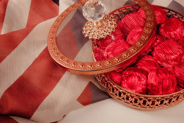 bir sürü değişik çikolatalı pralin