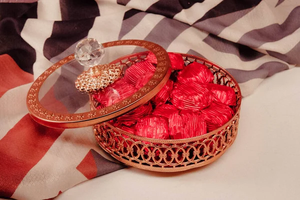 bir sürü değişik çikolatalı pralin