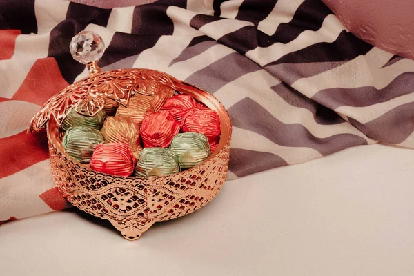 bir sürü değişik çikolatalı pralin