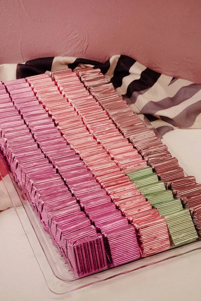 bir sürü değişik çikolatalı pralin