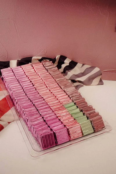 bir sürü değişik çikolatalı pralin