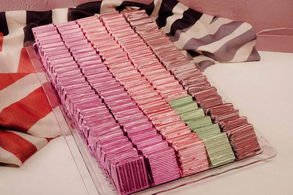 bir sürü değişik çikolatalı pralin