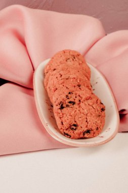 Koyu çikolata parçaları ile tanımlama