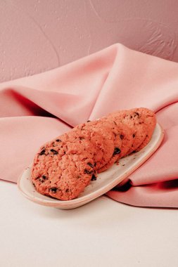 Koyu çikolata parçaları ile tanımlama