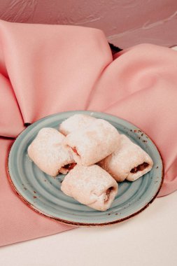 Koyu çikolata parçaları ile tanımlama